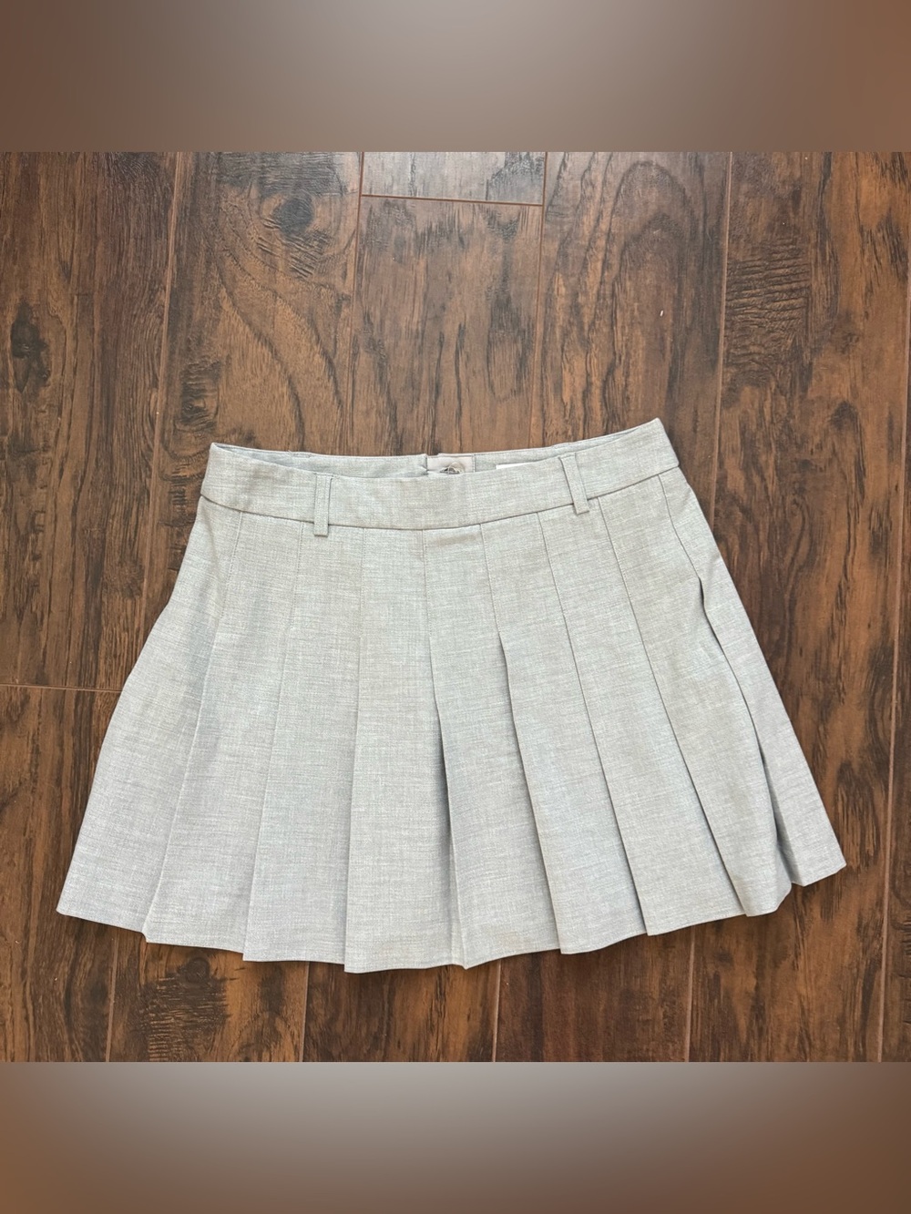 Maison d'Amelie Medium Light Grey Pleated Mini Skirt